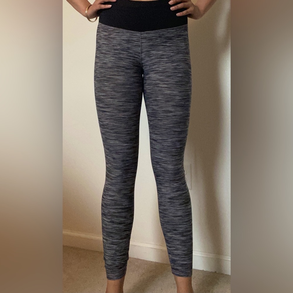 Used- Like New- H&M Workout Leggings